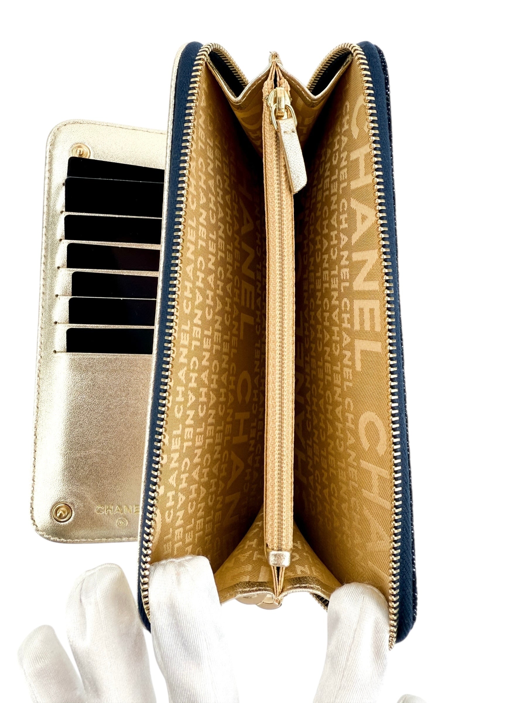 Chanel Denim Vintage Zip Around Wallet (Full Set)