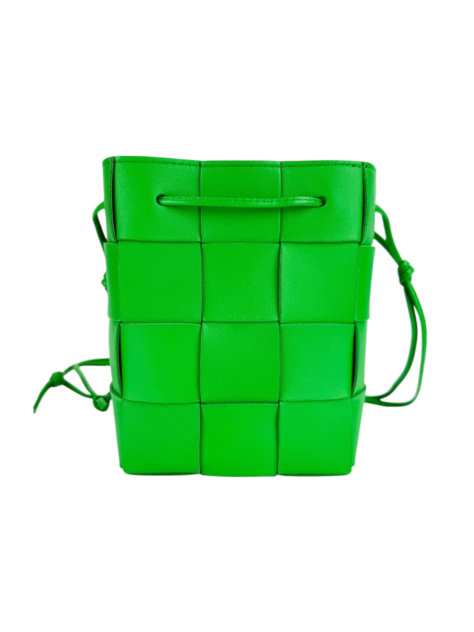 Bottega Veneta Nappa Maxi Intrecciato Small Cassette Bucket Bag Parakeet