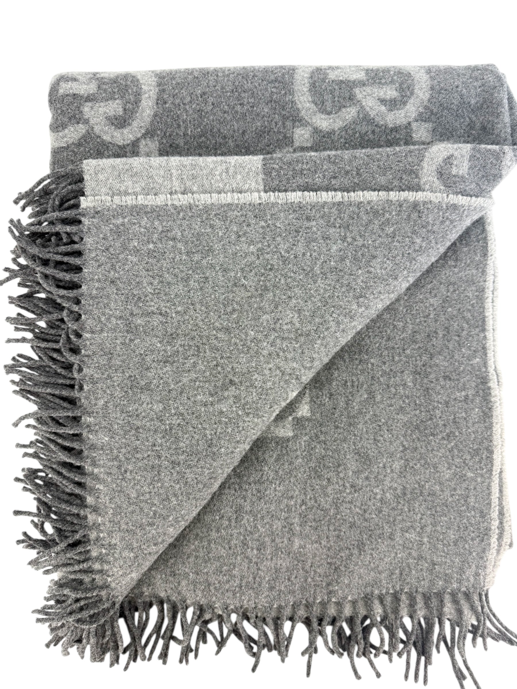 Gucci Reversible GG Wool and Cashmere Grey Throw Blanket (Full Set)