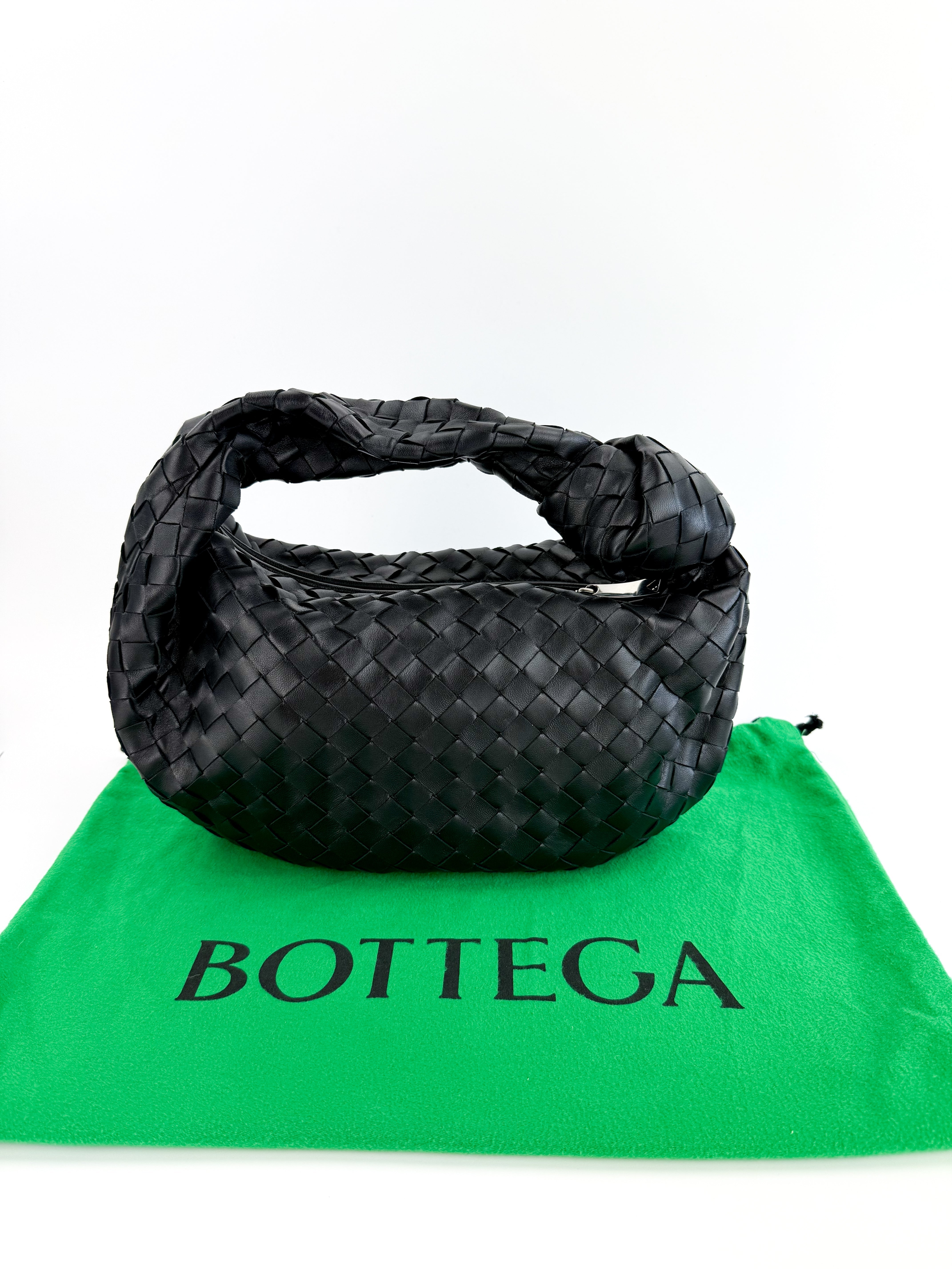 Bottega Veneta Teen Jodie Hobo Black
