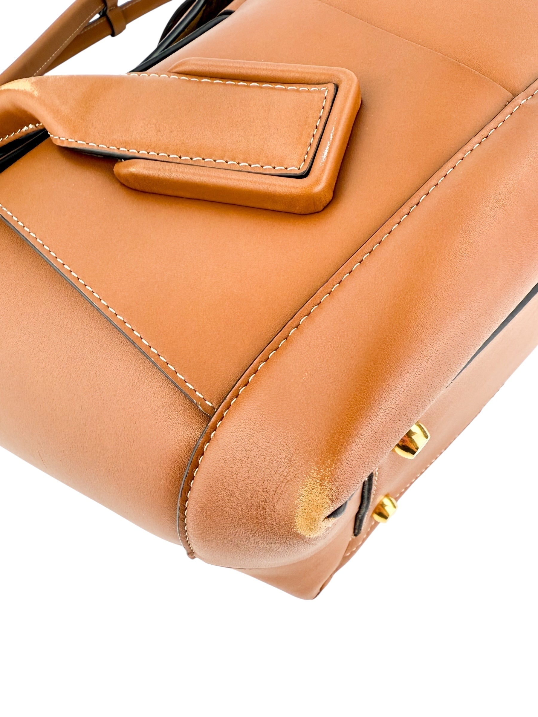 Bottega Veneta French Calfskin Maxi Intrecciato Medium Arco Caramel