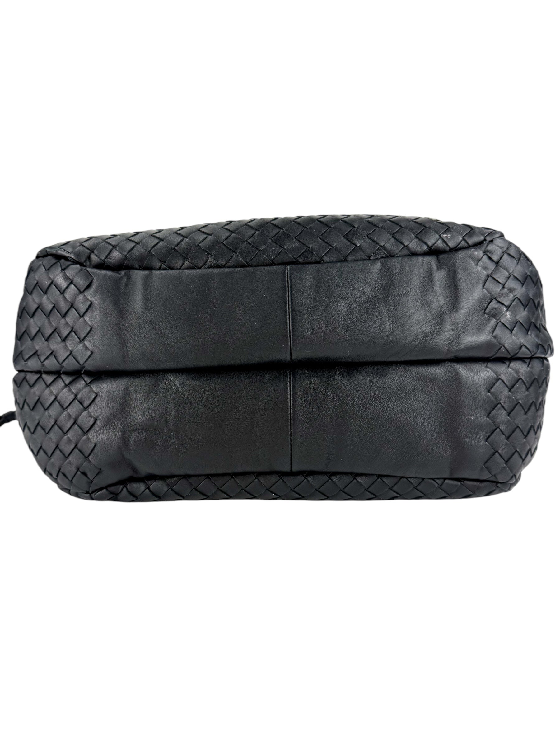 Bottega Veneta Black Intrecciato Campana Hobo