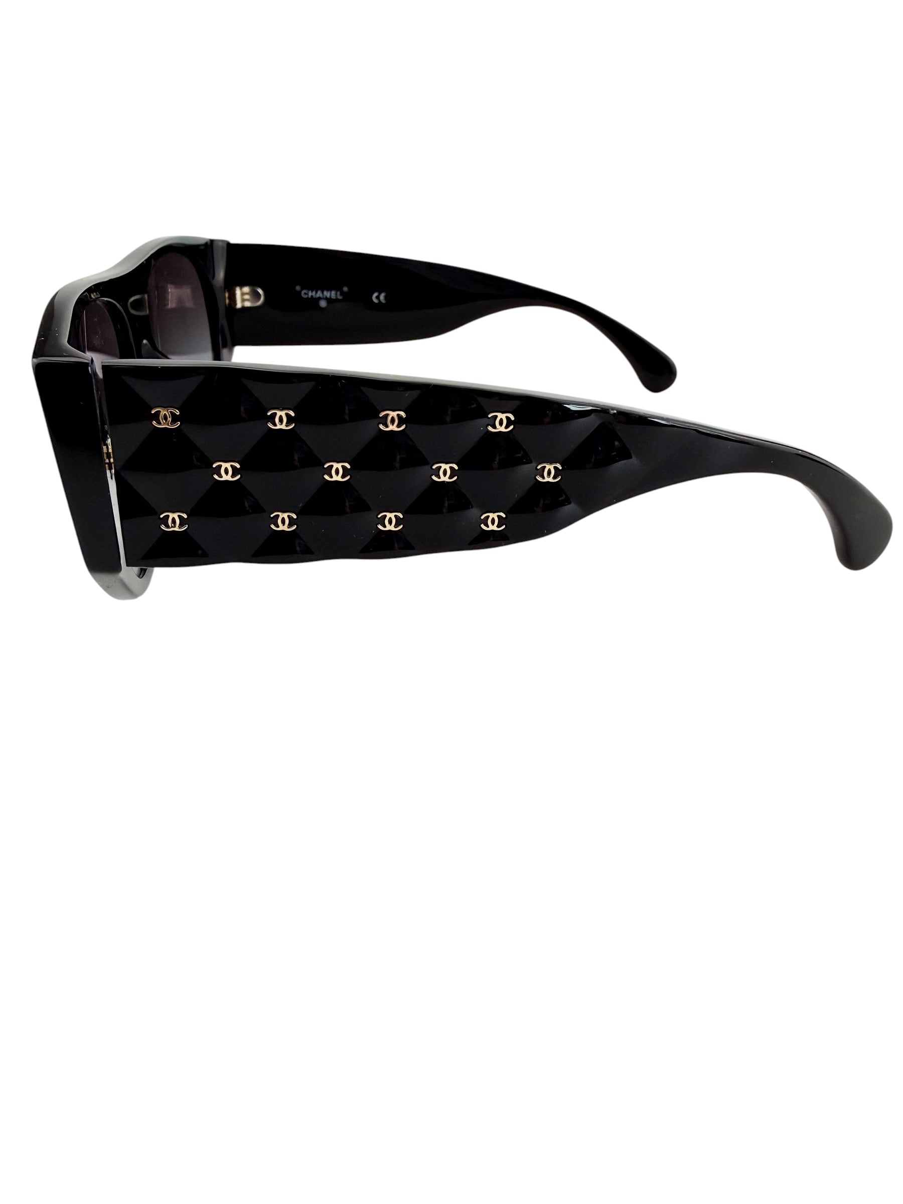 Chanel Quilted CC Pilot Sunglasses (Full Set)
