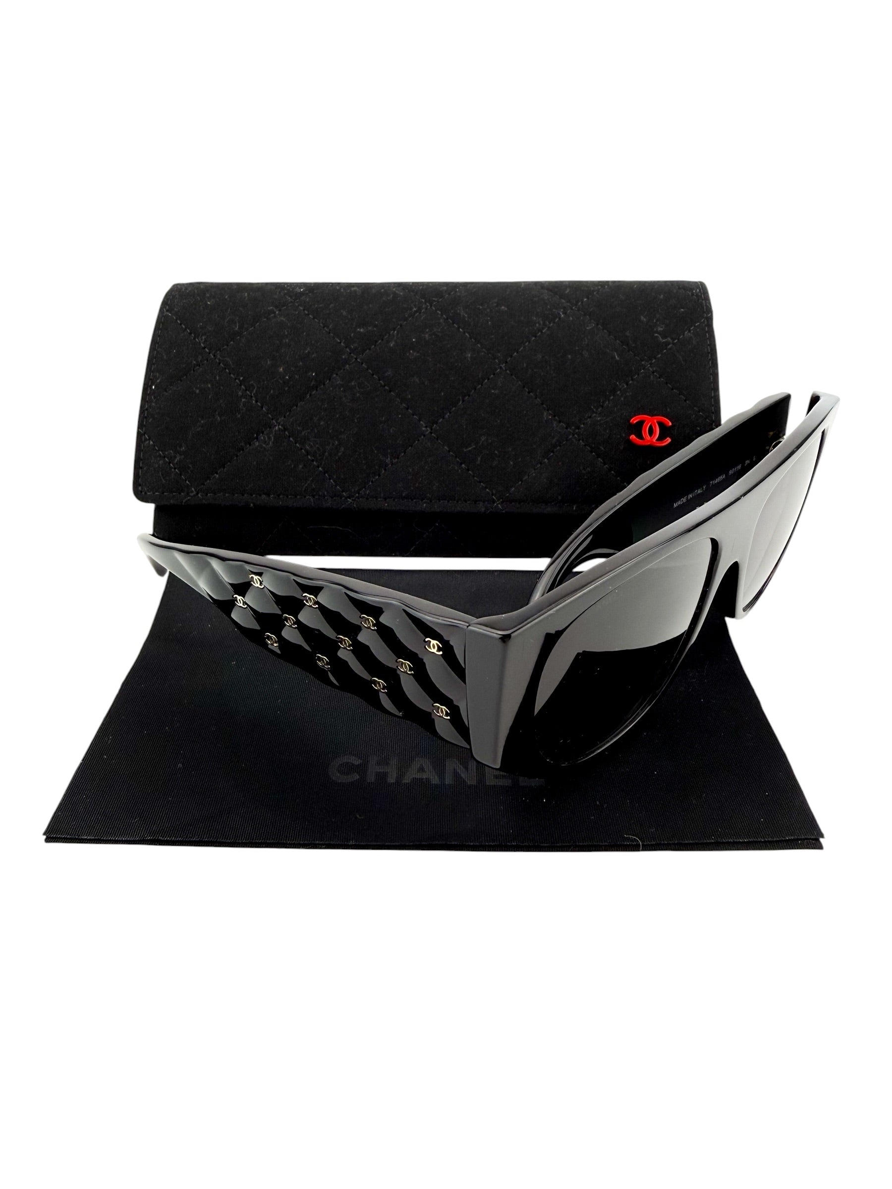 Chanel Quilted CC Pilot Sunglasses (Full Set)