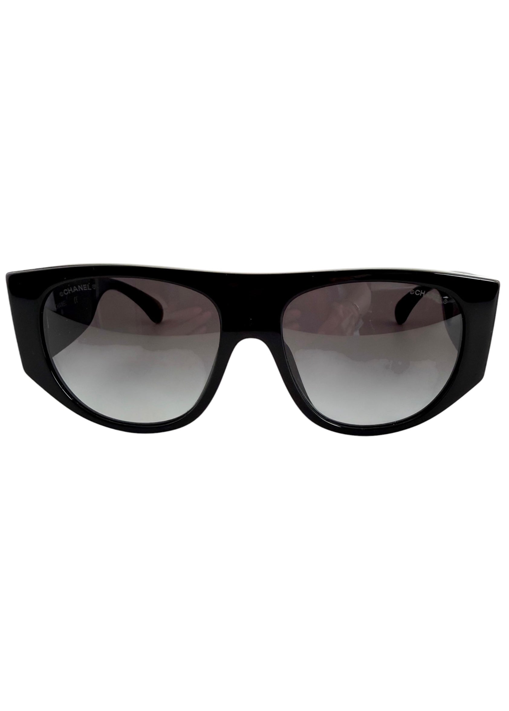 Chanel Quilted CC Pilot Sunglasses (Full Set)