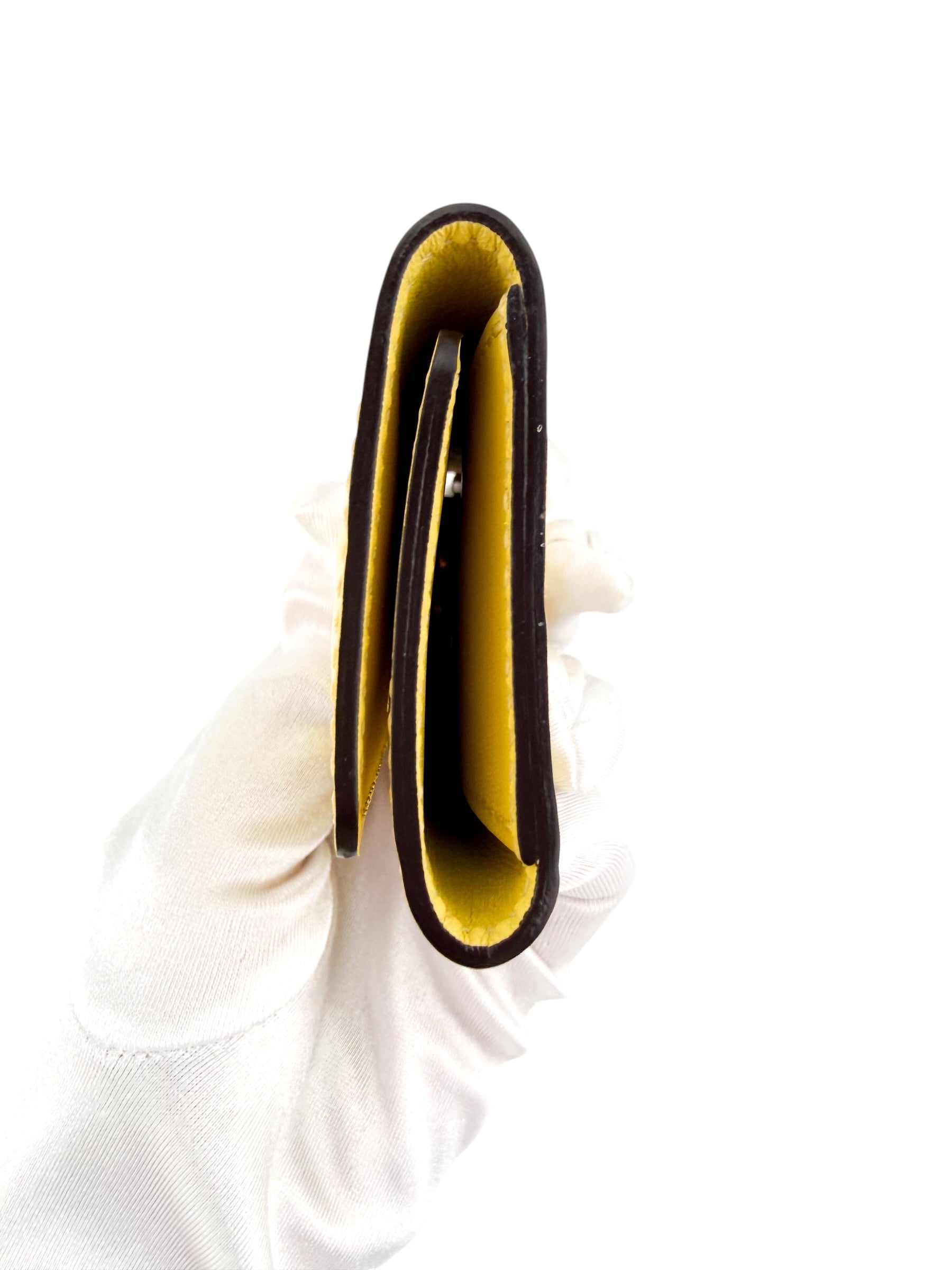 Louis Vuitton 4 Key Holder Vernis Yellow