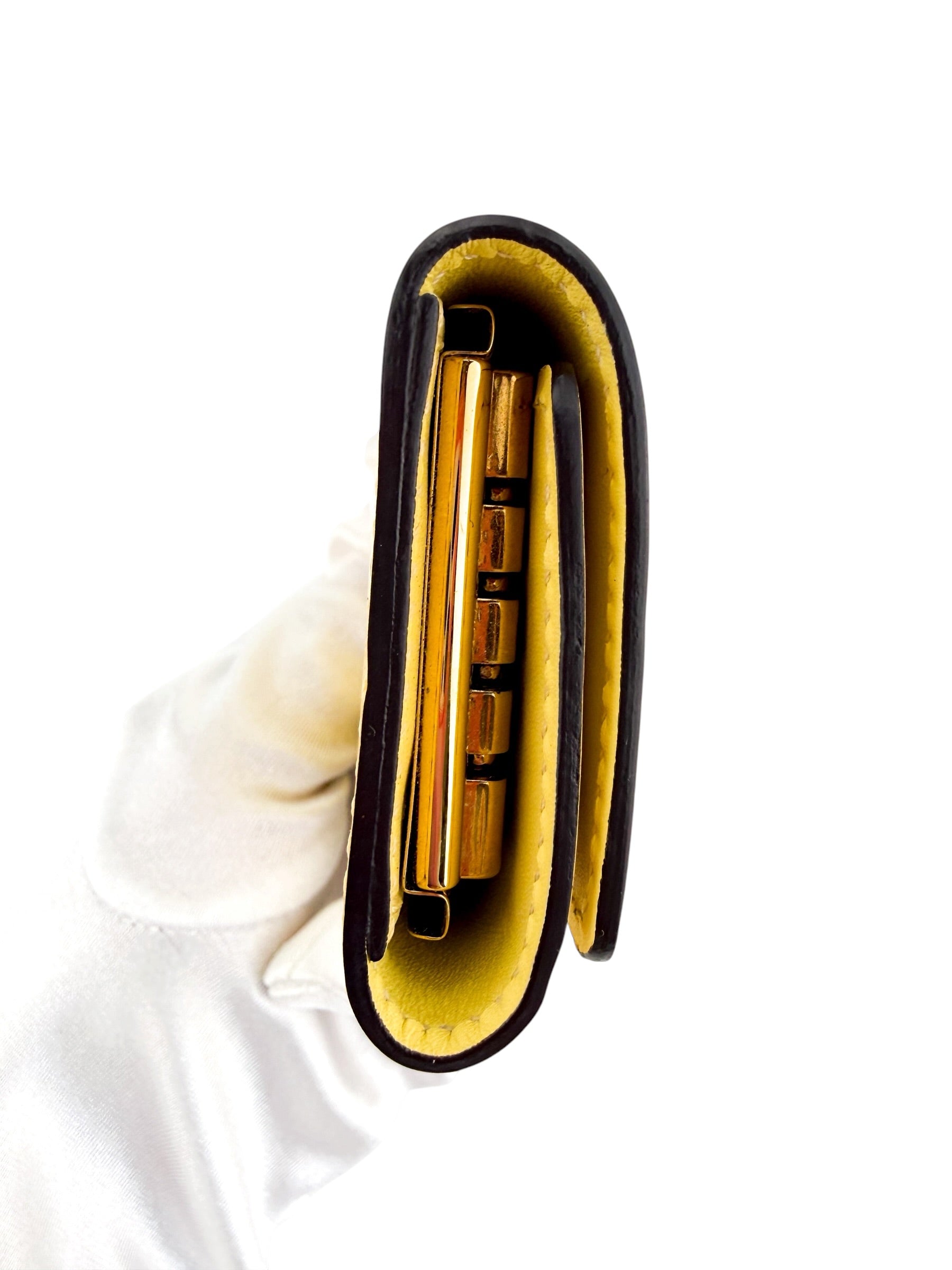 Louis Vuitton 4 Key Holder Vernis Yellow